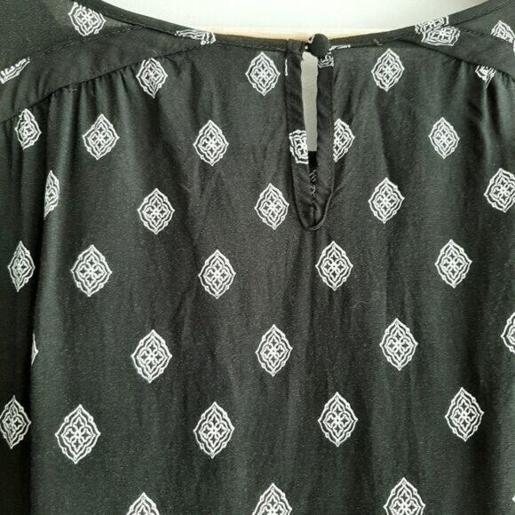 TORRID Border Print Smocked Challis Blouse Boho Sz 2X | 2 - Picture 10 of 11